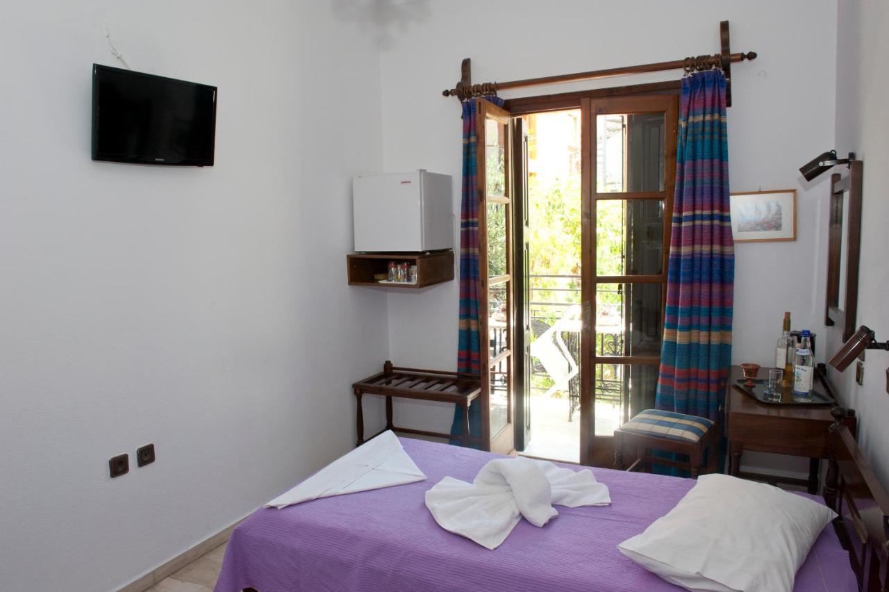 Pegasus Hotel 2*